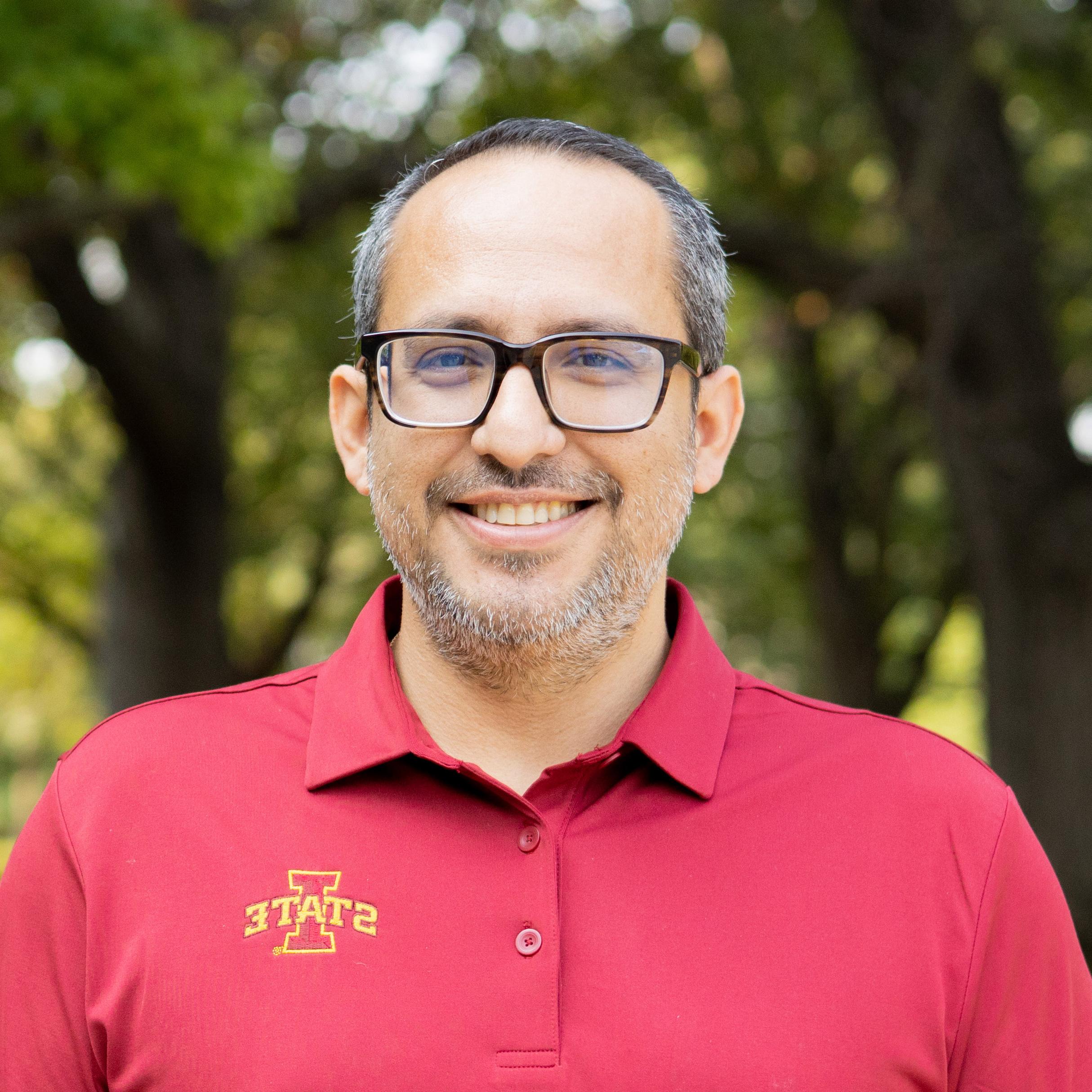 Jorge Calderon, Admissions Counselor